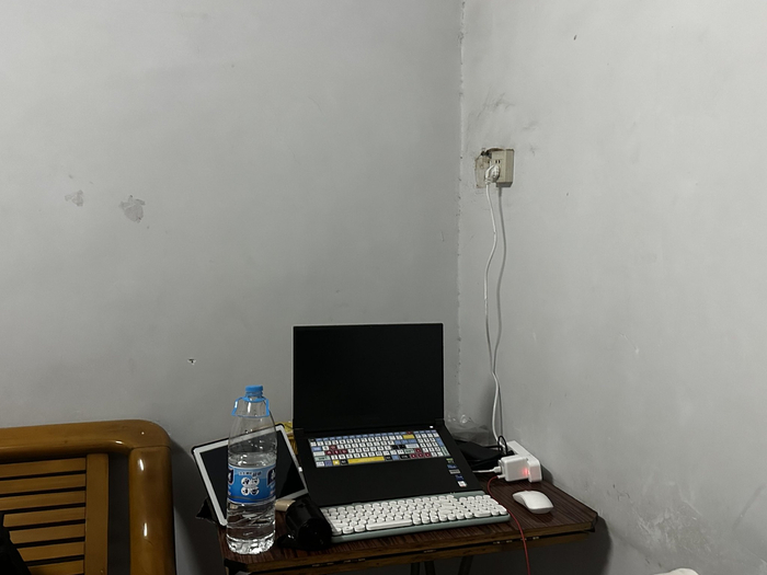 彭骏的“直播间”，时代财经王莹岭摄