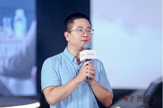 ▲江南大学教授、舍得酒业首席科学家团队核心成员陈双