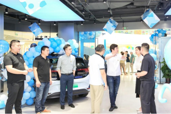 ID.Store江津万达城市展厅正式开业。 上汽大众供图 华龙网发