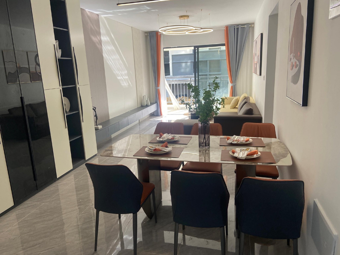 　　东方滨海片区棚户区改造第一批就近安置房样品房。项目指挥部供图