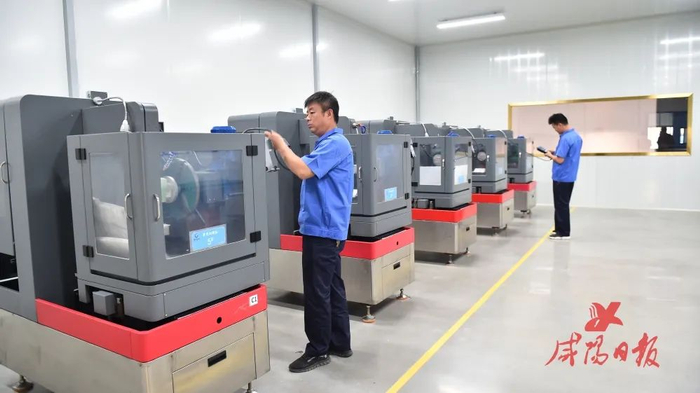 光电晶体-铱结晶器建设项目。