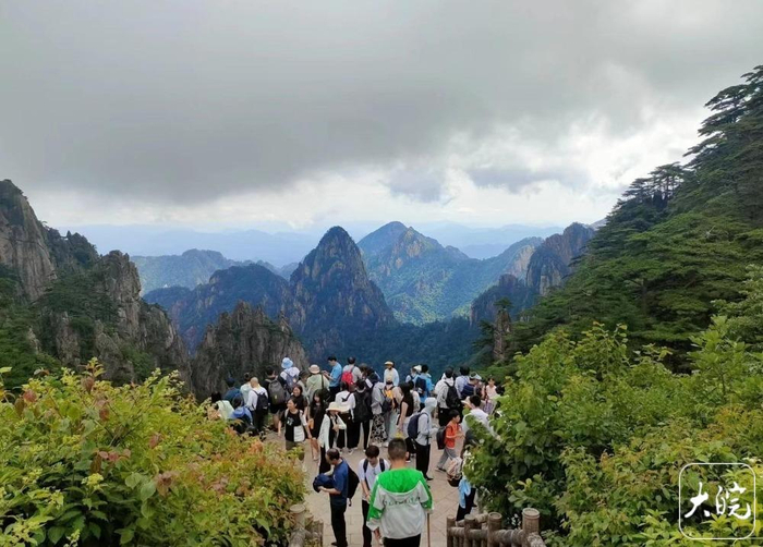 黄山资料图 吴永泉/摄
