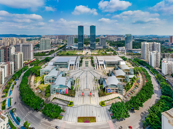 △五邑华侨广场俯拍图。李振江摄