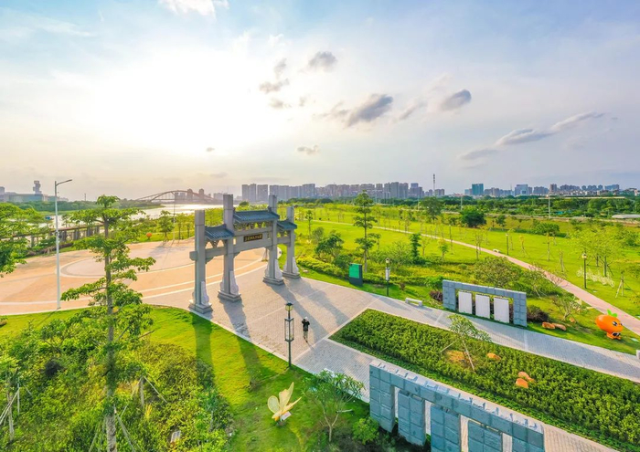 三字经文化公园。周焯杰/摄