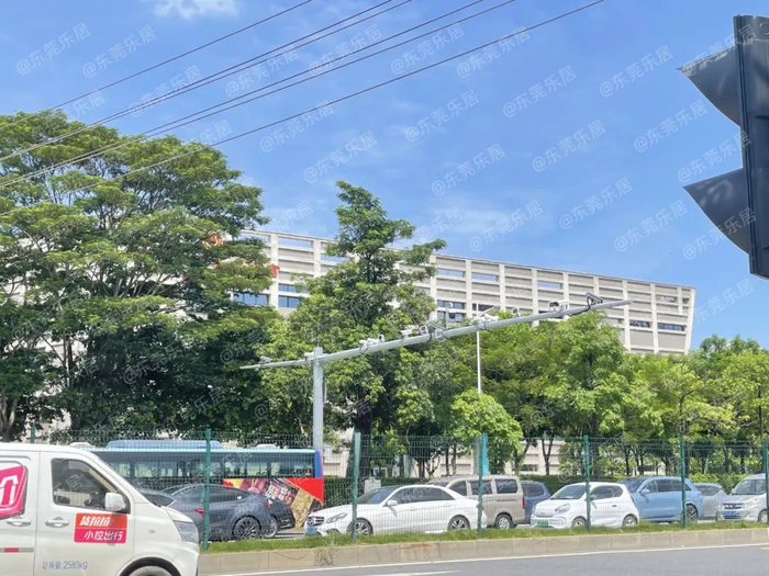 ▲万科中天世纪水岸周边实景图