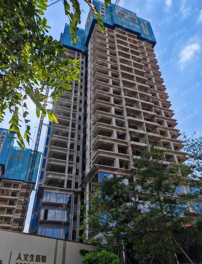 ▲绿城桂语旗峰楼栋实拍图