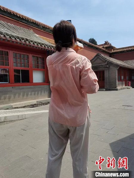 高温下的李媛媛。受访者供图