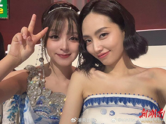 美依礼芽和刘惜君。图源美依礼芽微博