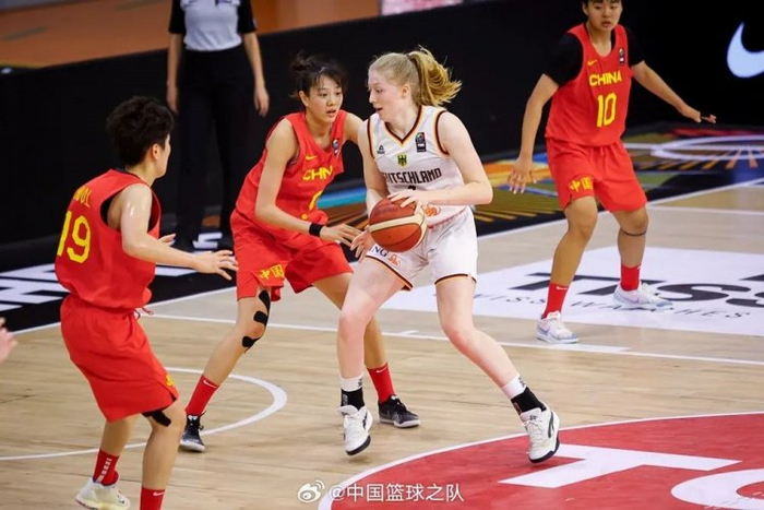 图源：微博@中国篮球之队