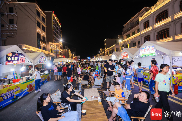 　　2023年“九九杯”海南（文昌）乡村排球联赛铺前站，配套美食展受欢迎。活动主办方供图