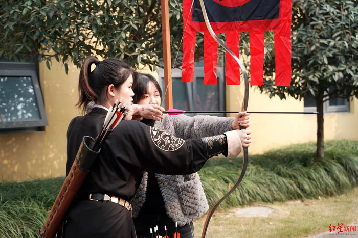 ▲射箭爱好者（受访者供图）