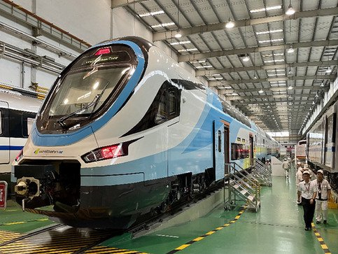 中车株机公司出口欧洲的双层动车组。资料照片