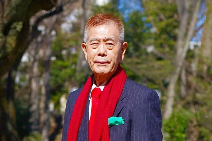 现年76岁的白乐