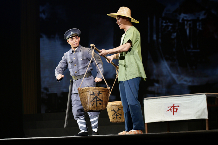 △《独立团长》（选段） 以上2图 廖文奕 摄