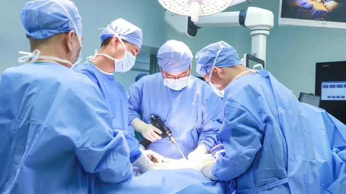 患者在手术中。乐城管理局供图