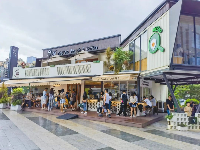 △早饷730AM的brunch获得了众多食客的欢迎。