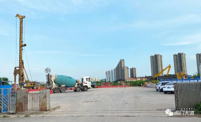 ▲作业区中路东侧，东锚碇施工现场