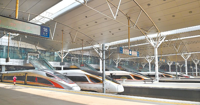 　　15年来京津城际累计发送旅客3.4亿人次。 杨宝森 摄