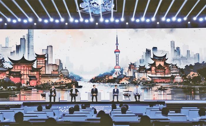  7月6日，2023世界人工智能大会在上海世博中心开幕。大会除了举办科学前沿和产业发展全体会议以及主题论坛等活动外，还展示包括大模型、芯片、机器人、智能驾驶等领域的科技成果。图为专家在一幅关于上海的智能生成画作前讨论。 新华社记者 黄晓勇/摄