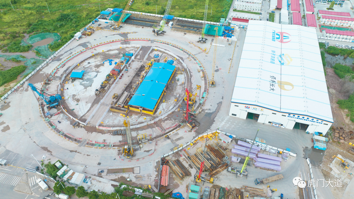 ▲东锚碇施工现场