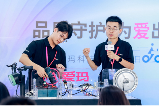 图：爱玛防火墙专利技术演示