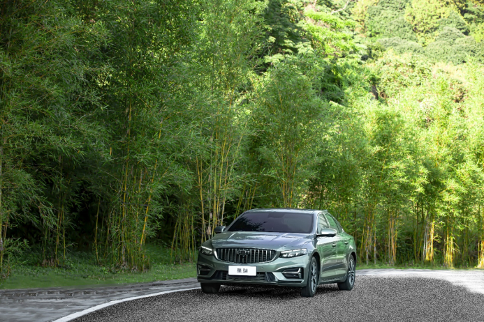 星瑞拥有同级领先的2800mm超长轴距。 吉利汽车供图 华龙网发