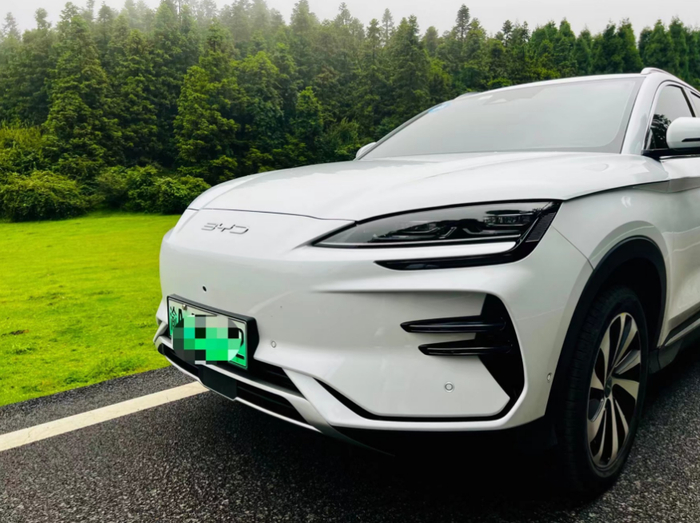 宋PLUS EV冠军版车头。 华龙网-新重庆客户端 许川摄