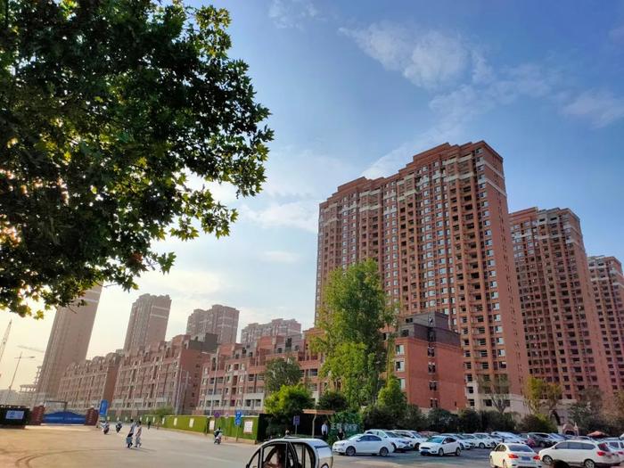 鄭州某住宅小區?圖源:每日經濟新聞資料圖