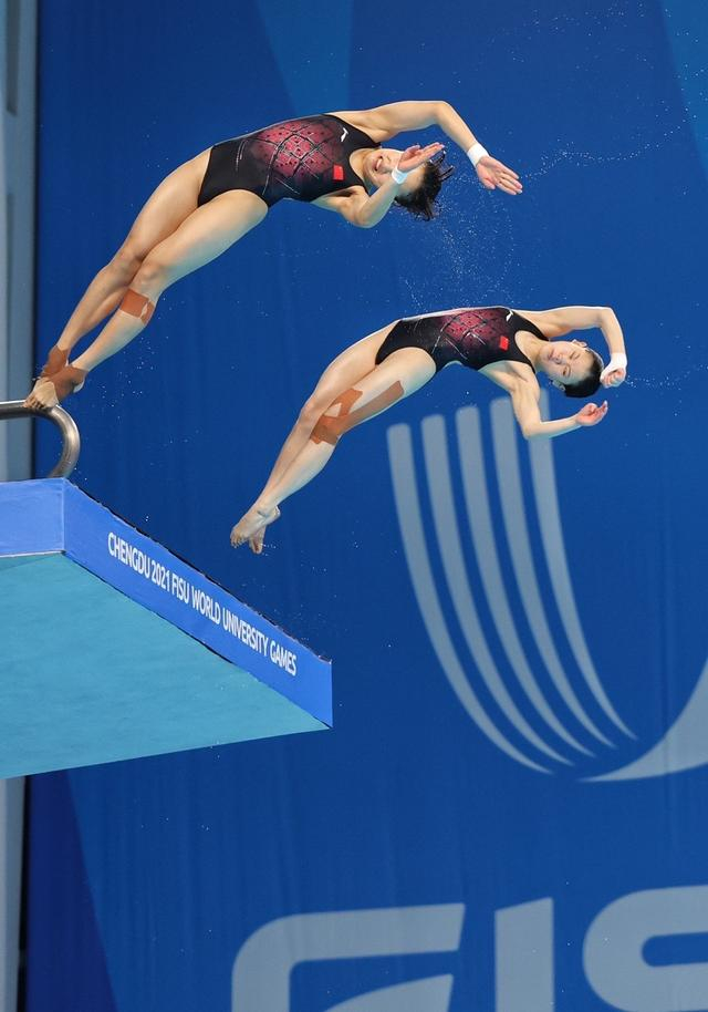 中国队包揽跳水项目15金。  新京报记者 王飞 摄