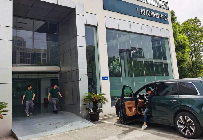 某新能源品牌汽车授权维修中心&nbsp;每经记者 孙桐桐 摄