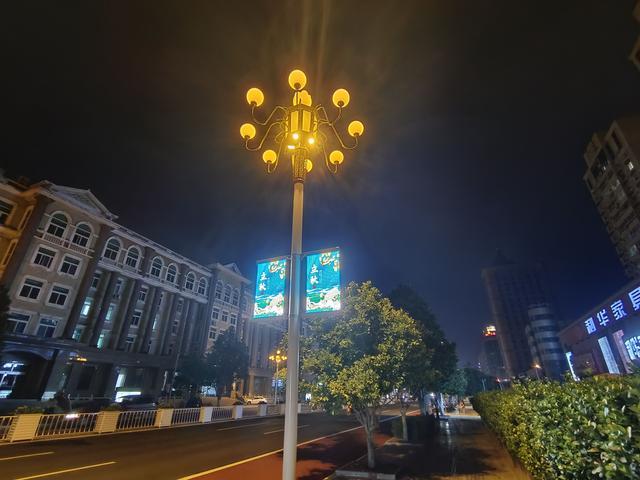 密云鼓楼东西大街华灯完成翻新市民在夜色下看到更美的白河_手机新浪网