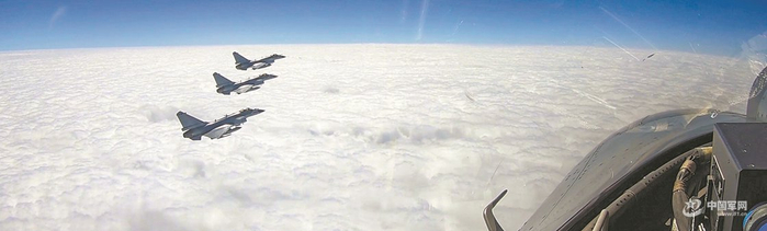 战鹰呼啸 搏击云天：空军航空兵某旅开展空战对抗训练|航空兵|飞行员_新浪军事_新浪网