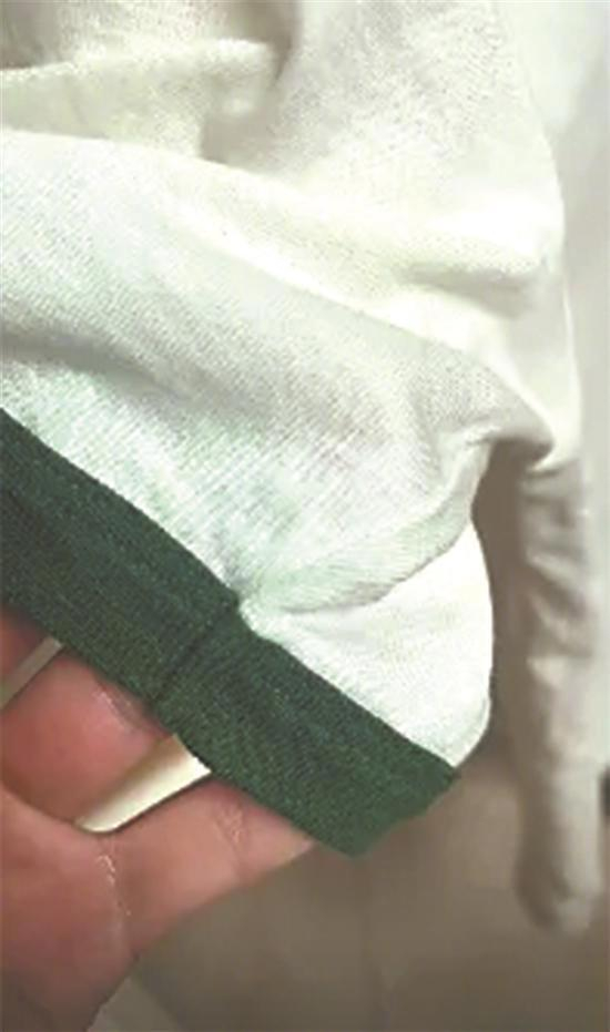 杨先生的古驰T恤出现掉色