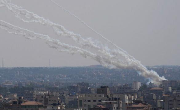 2022年7月，从加沙地带射向以色列的火箭弹/美联社图
