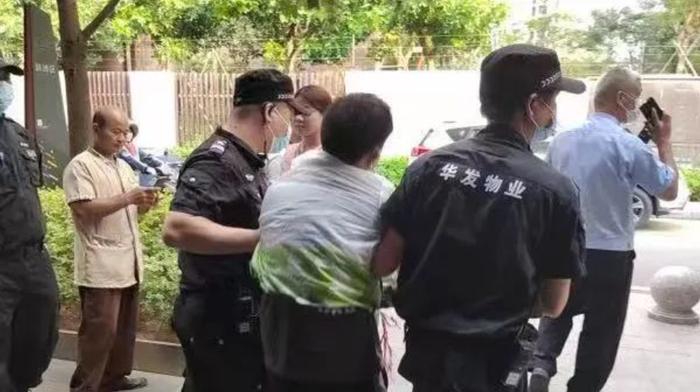 控制偷车贼现场（珠海华发又一城）