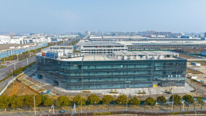 日前，位于马鞍山经开区的东科半导体新厂区项目投用。本报通讯员 储灿林 摄
