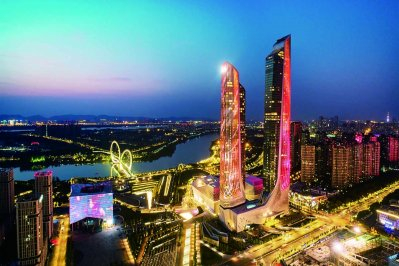 国际青年会议酒店夜景。 受访者供图