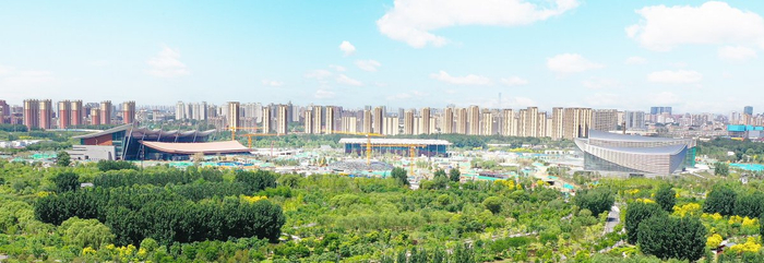 “三大建筑”将成为城市副中心率先建成的地标性公共文化建筑群。记者 常鸣/摄