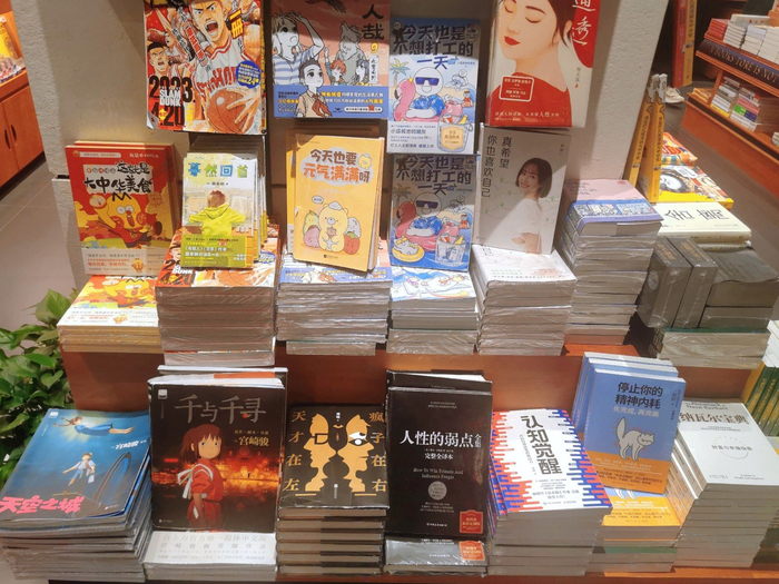 西西弗书店主要销售畅销书。