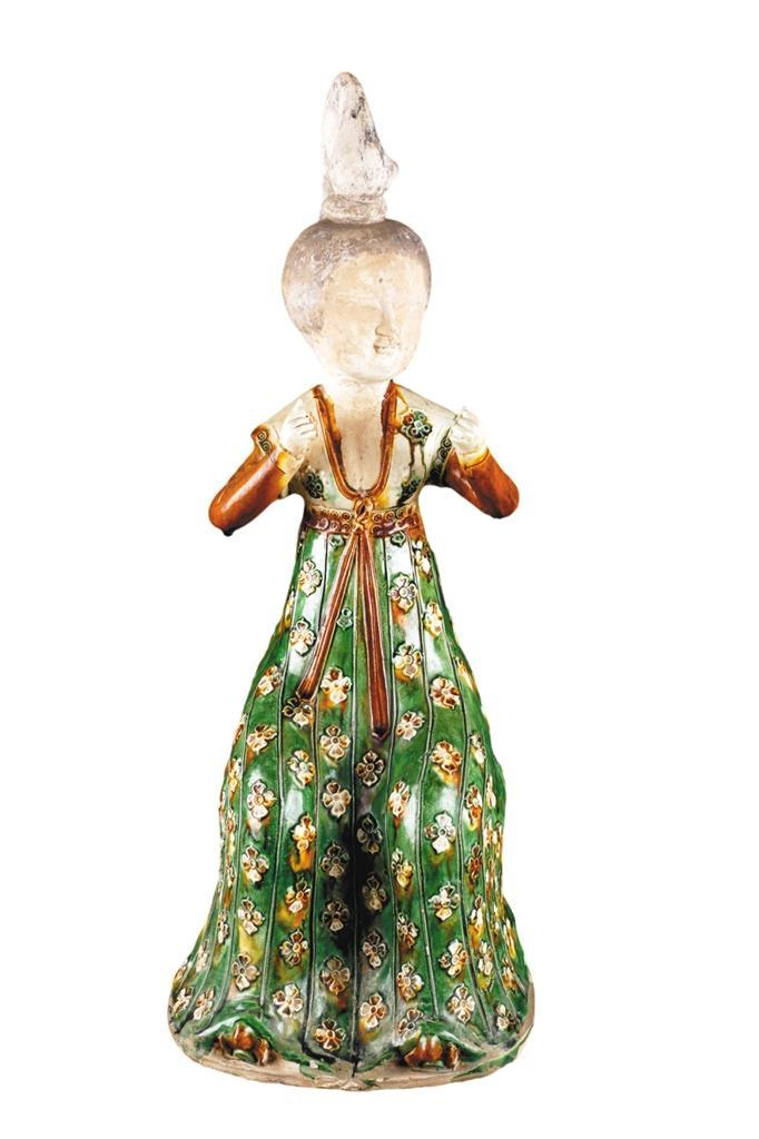 唐三彩梳妆女坐俑