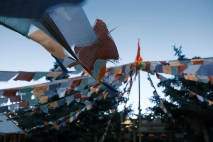 ｜飘动的经幡 摄影/好酒地理局视频中心