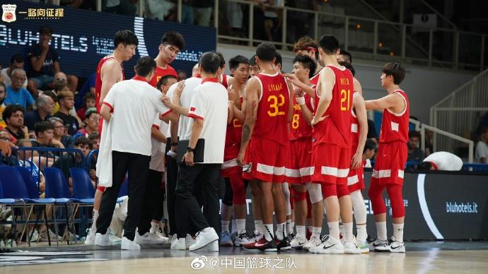 图片来源：中国篮球之队官方微博