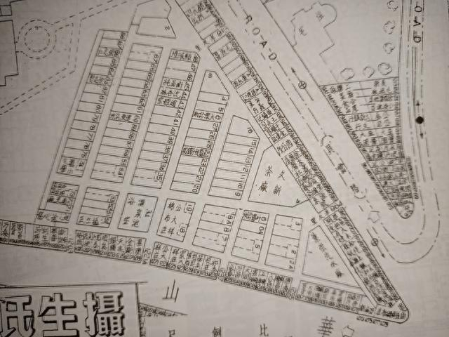 1949年华山路衡山路街角（今太平洋百货徐汇店位置）图源：《 上海市行号路图录》