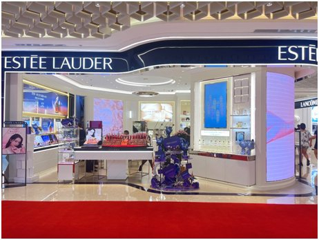 　　（合肥银泰中心美妆七夕主题陈列）