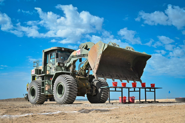 挖掘机,装载机,推土机三种机型,精准投篮,过障,巧手耙砖,精准刺靶等十