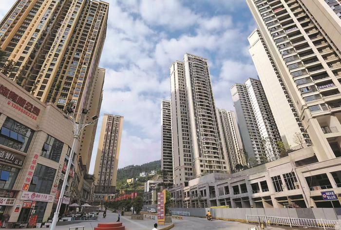 图为“凯邦两江城”商住楼一角。（崔玲玲/摄）