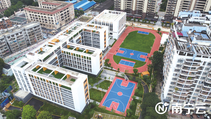 南宁市大学路小学