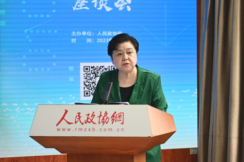 　　十一、十二届全国政协委员，中国老年医学学会会长范利。人民政协报·人民政协网 记者 贾宁 摄
