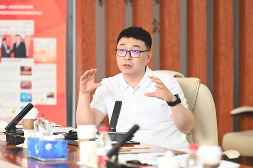 　　北京圣同润幸福生态科技集团副总裁任义。人民政协报·人民政协网 记者 贾宁 摄
