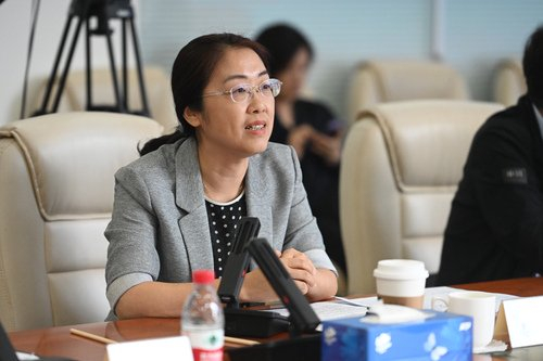 　　《人生》杂志社党委书记、社长蔡菲。人民政协报·人民政协网 记者 贾宁 摄